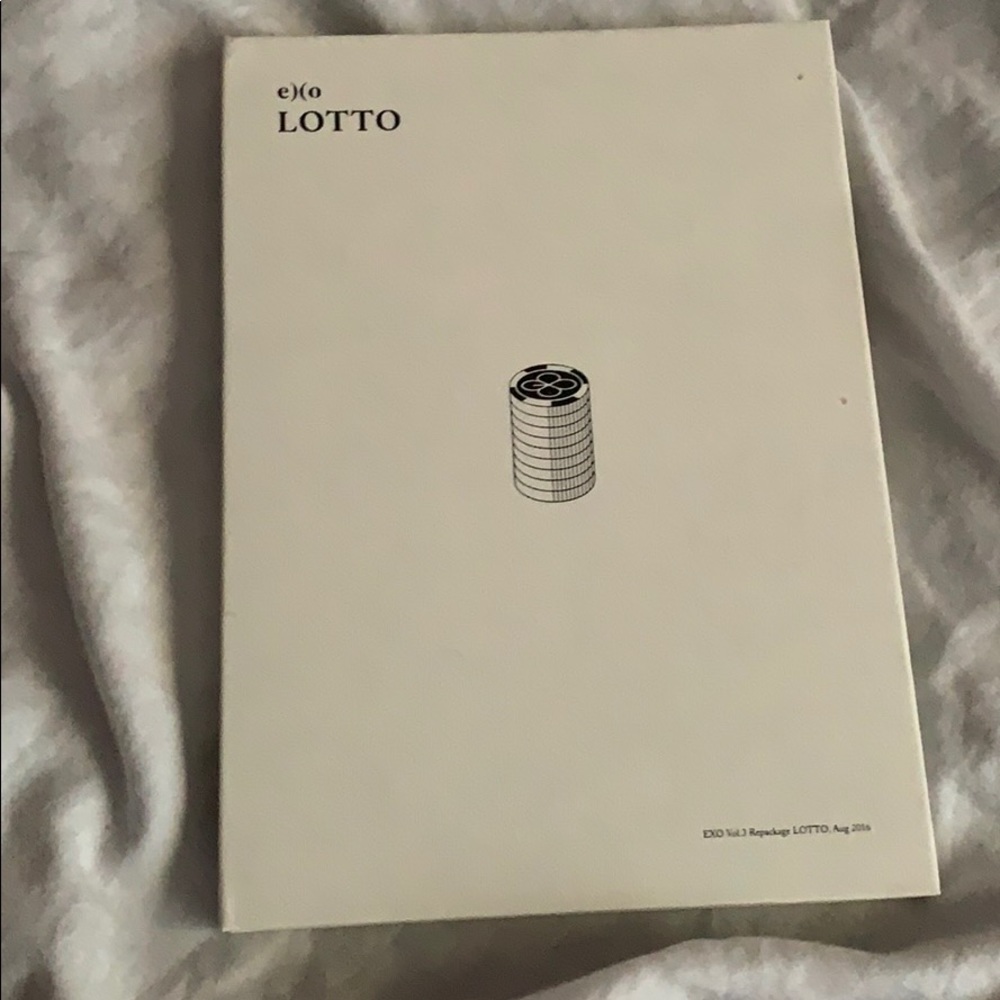 KPOP EXO LOTTO ALBUM